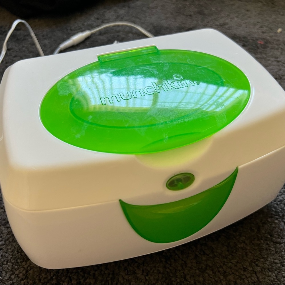 Wipe warmer